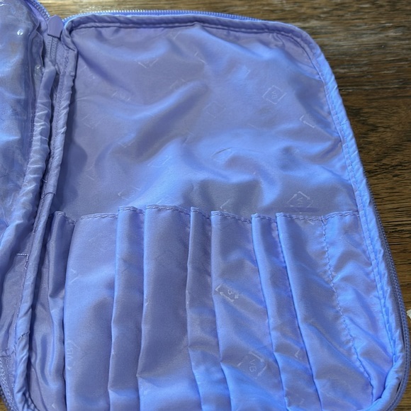 Vera Bradley Lighten up Large Blush and Brush Case - Picture 5 of 6